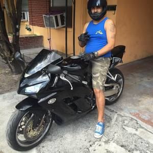 Meet your Posher, Roy